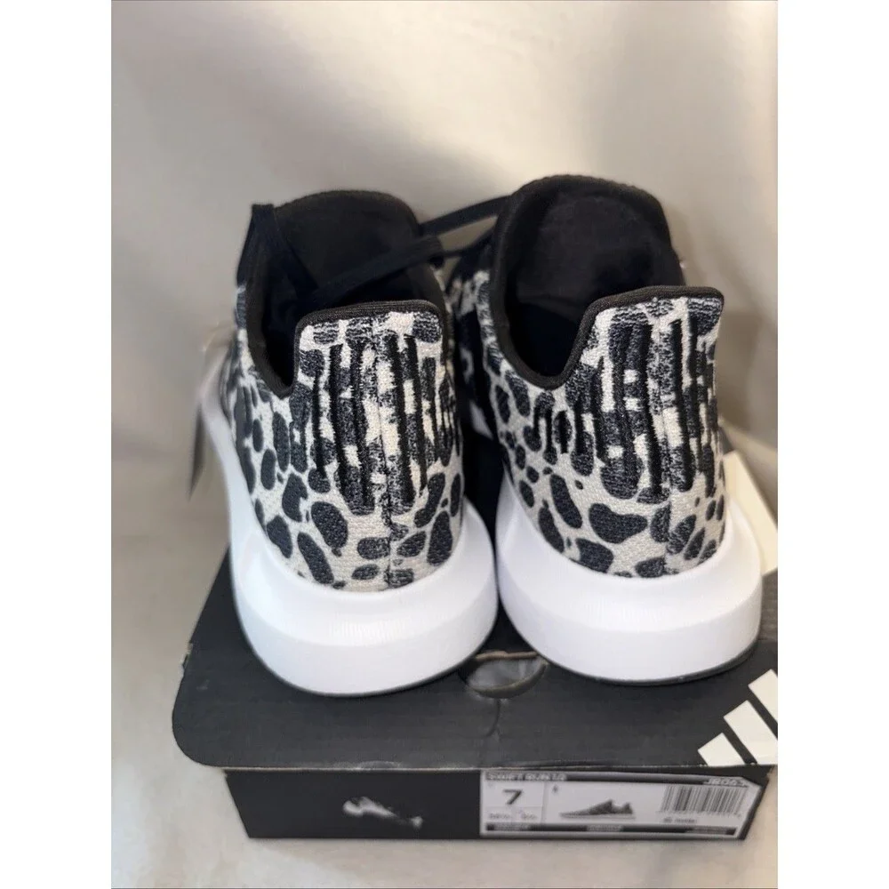 New Adidas Swift Run 1.0 Shoe Sneaker JR0634 Leopard Print Animal 7 Women Gym